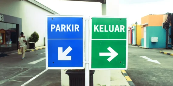 5 kasta tukang parkir paling dibenci di Indonesia