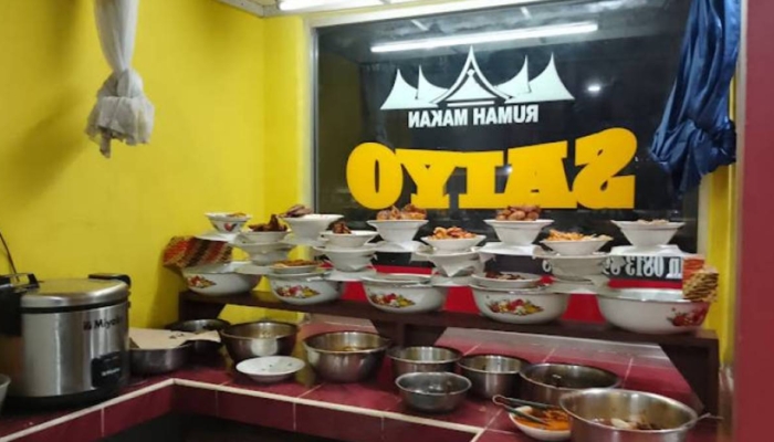 ternyata-nama-rumah-makan-padang-punya-strategi,-dari-bundo-hingga-pagi-sore