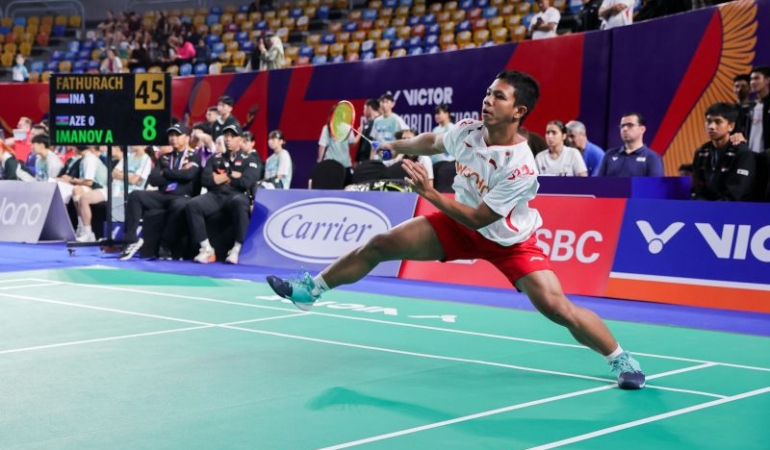 fathurachman-atasi-ketegangan-pada-debut-beregu-level-dunia