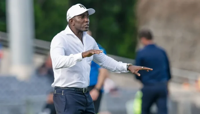 dwight-yorke-terang-terangan-akui-ingin-jadi-pelatih-timnas-ghana