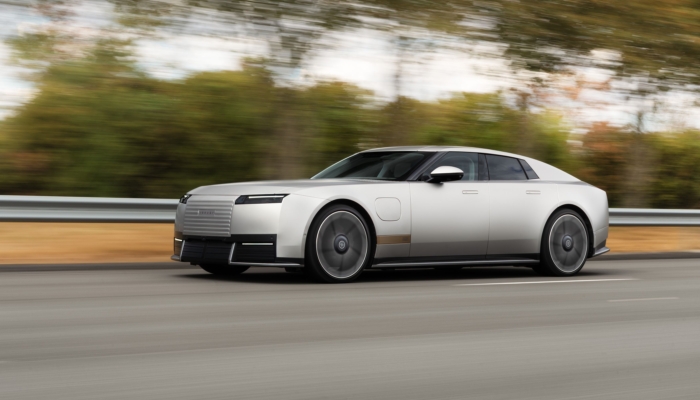 jaguar-finally-reveals-its-biggest-gamble:-the-type-01