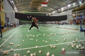 pbsi-kembangkan-cipayung-menjadi-akademi-bulu-tangkis