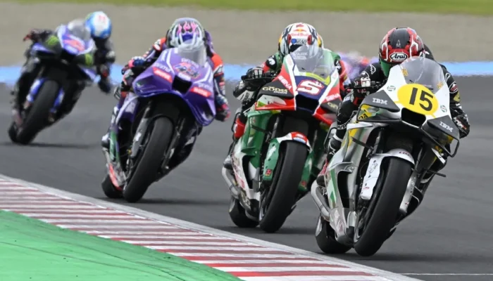 format-akhir-pekan-baru-motogp-didorong-oleh-tim,-kata-ezpeleta