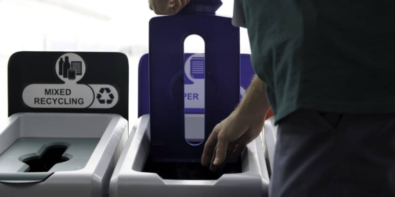 Gokil! UGM Ciptakan Smart Waste Bin, Bisa Deteksi Jenis Sampah hingga Jejak Karbon dengan AI