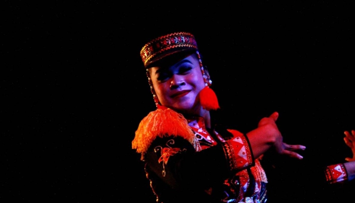 menyelami-sisi-eksotis-tari-dolalak,-warisan-budaya-purworejo-yang-penuh-karisma