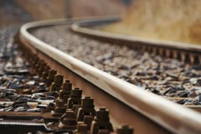 kudus-butuh-dilalui-kereta-api-yang-proper,-naik-travel-terus-bikin-stres