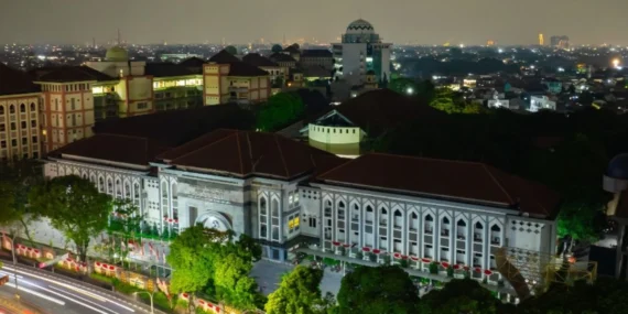 Sebagai alumnus UIN Malang dan Jogja, saya kaget tidak menemukan “DNA UIN” di UIN Jakarta