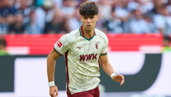 usai-augsburg-tahan-imbang-bayern,-robin-fellhauer-puas