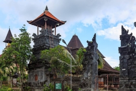 puja-mandala:-kompleks-peribadatan-lima-agama-yang-jadi-wujud-nyata-toleransi-di-indonesia