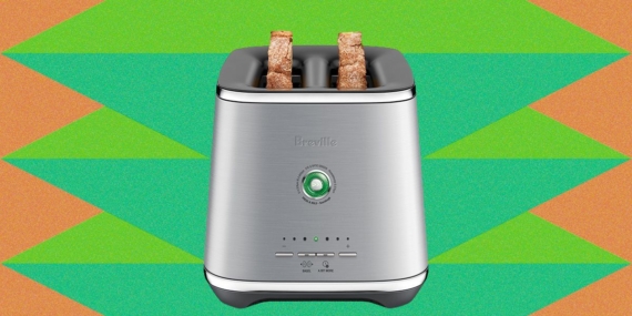 Breville Eye Q Toaster Review: Neat Sensors, but Less-Than-Perfect Toast