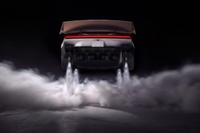 here’s-exactly-how-tesla-made-its-new-230-mph-car-‘fly’