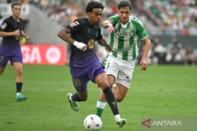 hujan-gol-di-stadion-la-cartuja,-barcelona-bungkam-real-betis-5-2