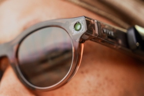 htc-made-smart-glasses-that-are-way-more-private