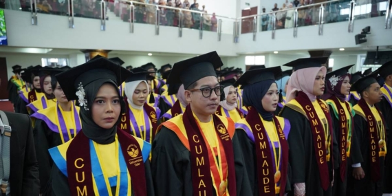 IPK 3,99 dan Bikin Aplikasi Sendiri, Kisah Fatika Hayu Ariyani yang Jadi Wisudawan Terbaik Untidar