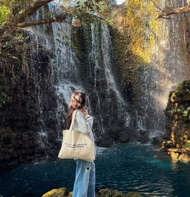 stylish!-ini-5-outfit-ke-air-terjun-yang-nyaman