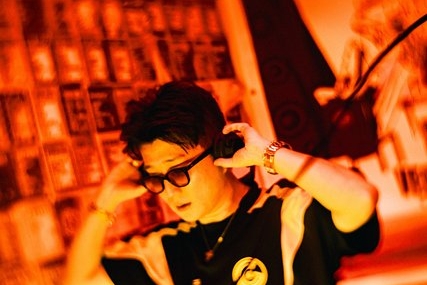 Capturing the Sound in Motion: Lomography & ScreaM Records on Their European Tour