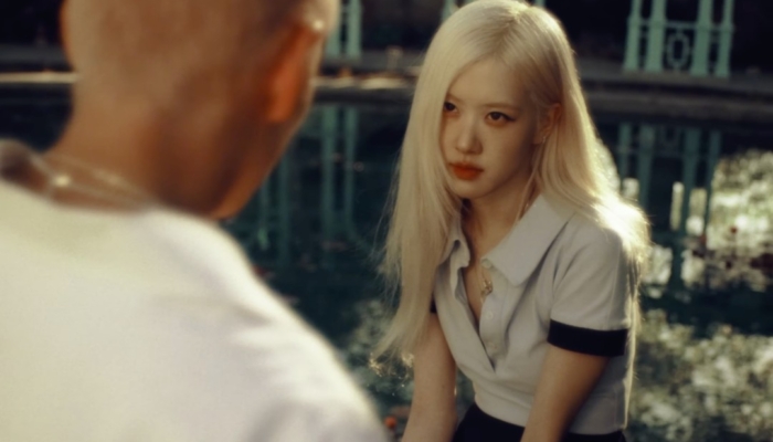 beracun!-ini-5-makna-lagu-‘toxic-till-the-end’