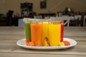 sehat!-ini-5-manfaat-minum-jus-buah-di-pagi-hari