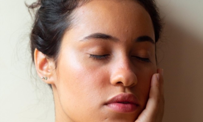 mencerahkan,-kenali-5-manfaat-glycolic-acid-untuk-kulit
