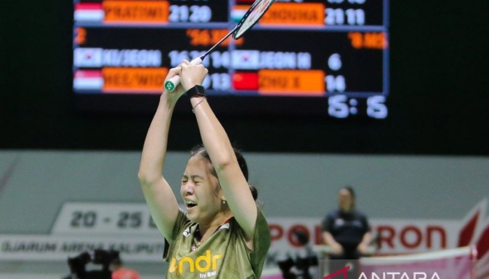 dhinda-singkirkan-wakil-jepang-ke-semifinal-indonesia-masters