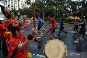puluhan-ribu-pelari-dari-48-negara-ambil-bagian-dalam-jakarta-running-festival-2026