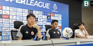 bri-super-league:-shin-tae-yong-mencoba-mengeksplorasi-kemampuan-multiposisi-rizky-ridho