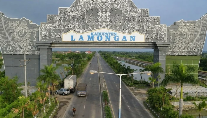 orang-lamongan-asli-saja-merantau,-kok-bisa-ada-orang-luar-daerah-nyasar-dan-menetap-di-lamongan?