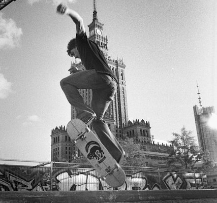 a-nostalgic-stroll-through-warsaw-with-adrian-norbert-cuper-(@tall-bastard)-&-lomo-mc-a