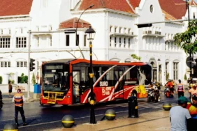 surabaya-mengajarkan-saya-cara-berdamai-dengan-jalanan-ruwet-dan-pengendara-yang-semrawut