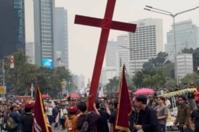 dari-merauke-hingga-jakarta,-salib-merah-hadir-membawa-semangat-perlawanan